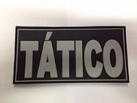 EMBORRACHADO COSTAS T�TICO DESCOLORIDO